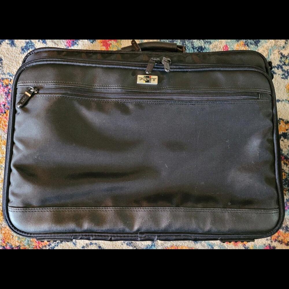 18" PORT Black 3 zip pockets Commuter Briefcase/Computer Bag Port Authority